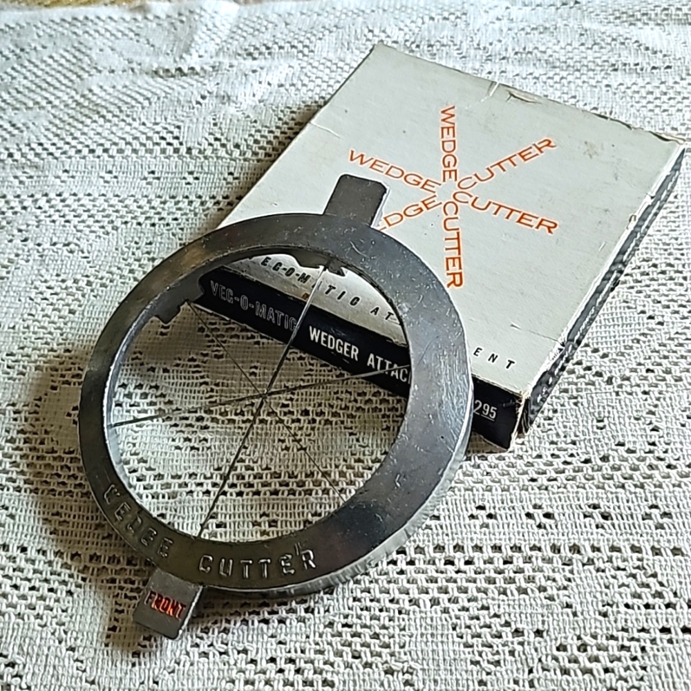 1960's Vegomatic Wedge Slicer Attachment